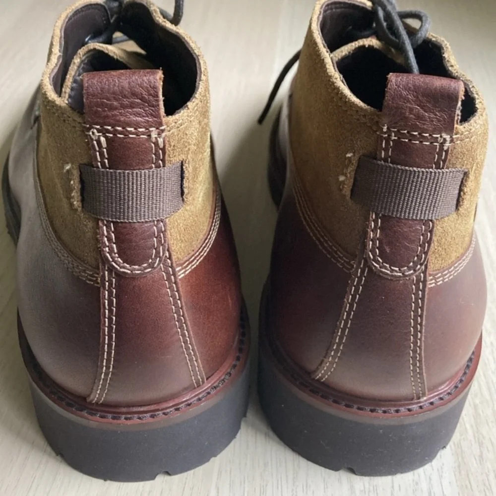 NWOT Johnston & Murphy 25-4080, Sanders Chukka, Leather & suede, Brown, size 9.5